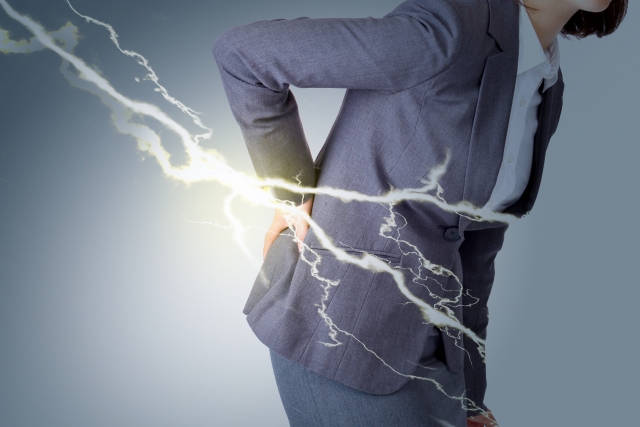 ギックリ背中（ぎっくり背中）は冷やす？温める？正しい冷やし方はこれ